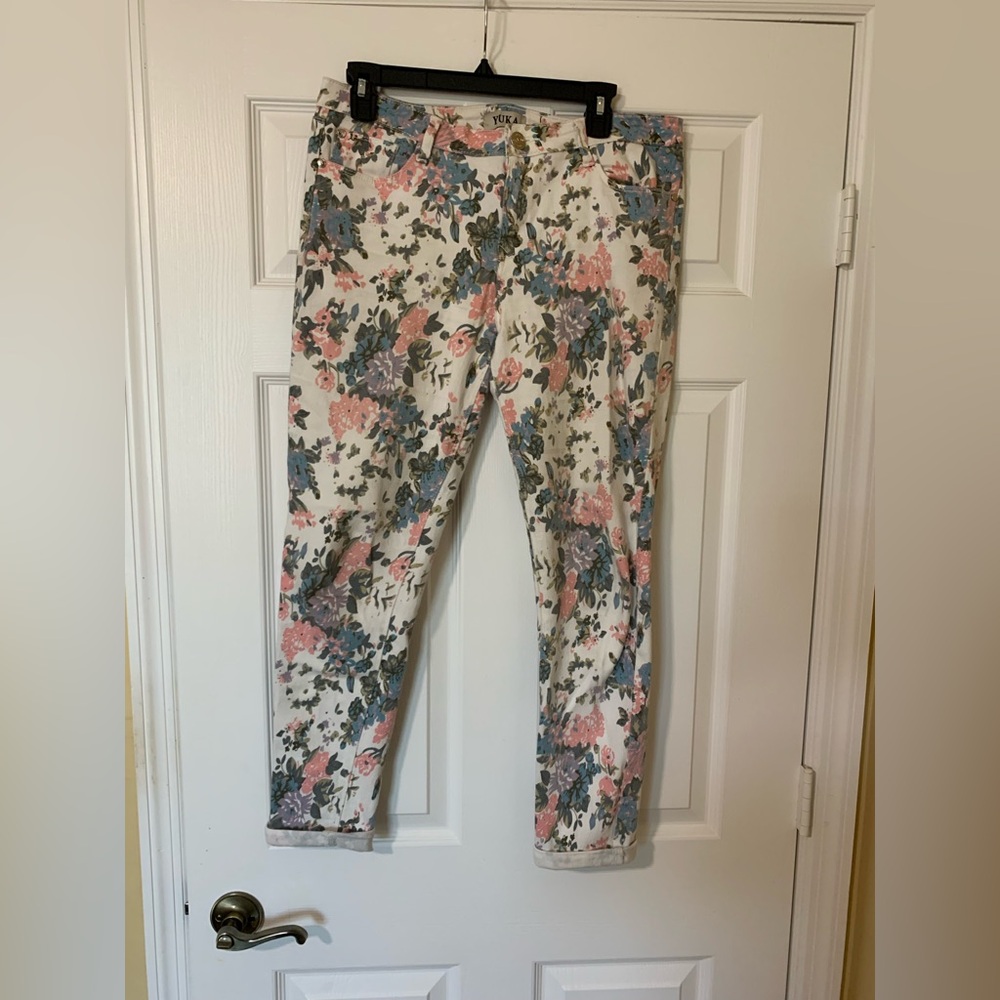 Yuka Women’s Floral Straight Leg Cotton Blend Pants Size 31 Boho Coquette Casual